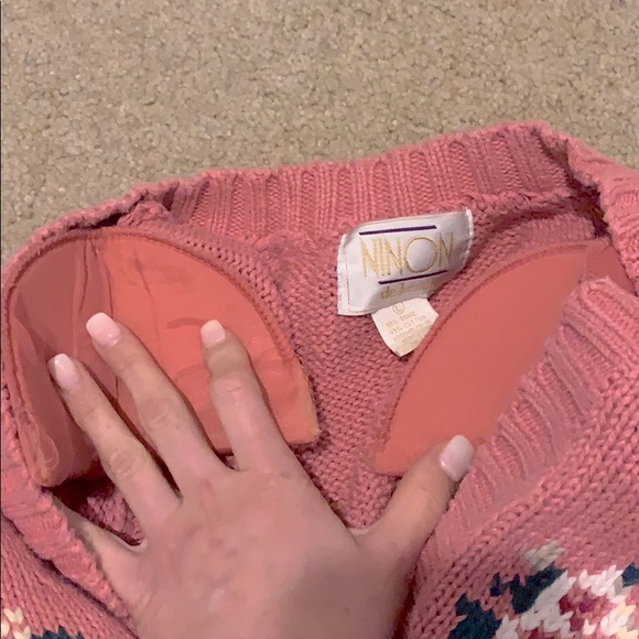 Pink Floral Pattern Sweater with Shoulder Pads - Picture 4 of 4